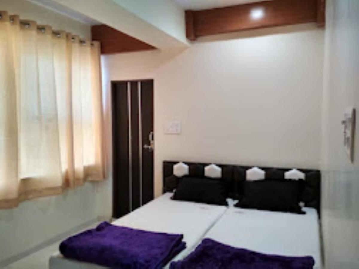 Hotel Vaibhav,Akola Exteriör bild